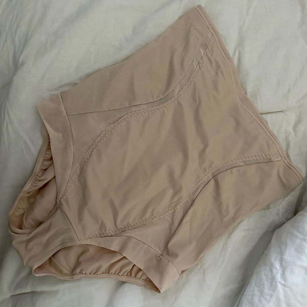 Maidenform Slimming Shapewear